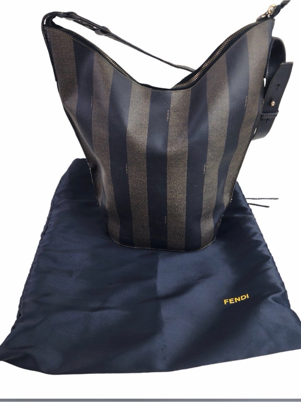Fendi Pequin bucket shoulder bag